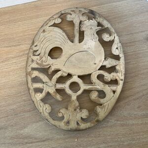 Rooster Trivet Wall Plaque in Aged Cream